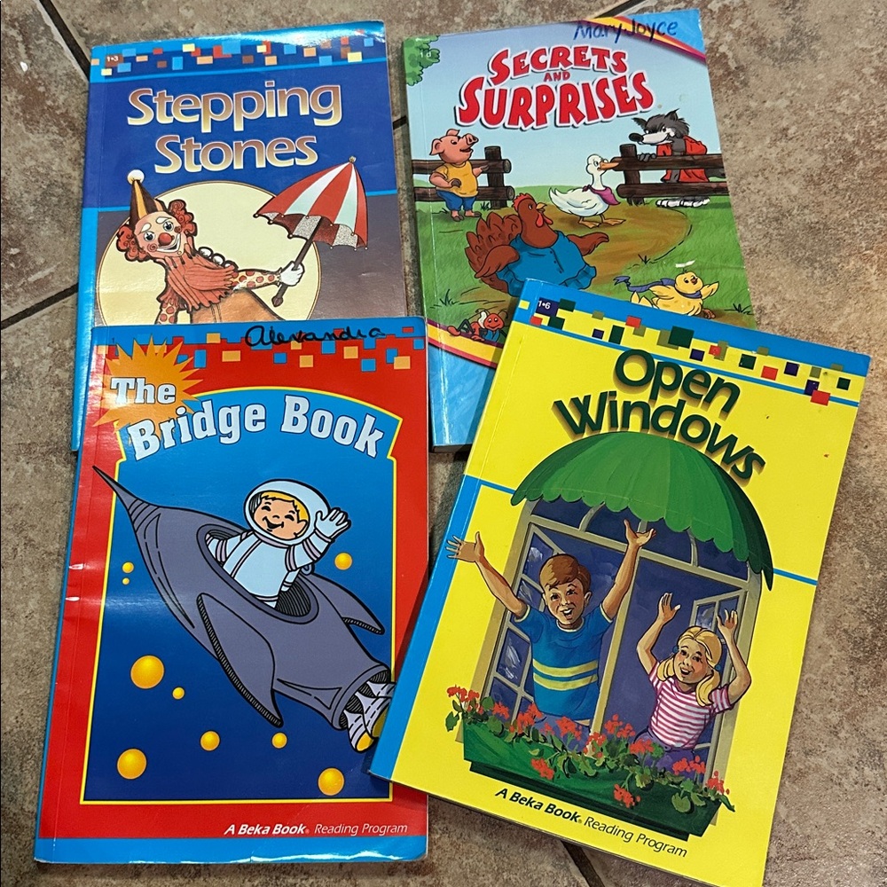 4 A Beka First Grade Reading Books Level 1 Reader Set